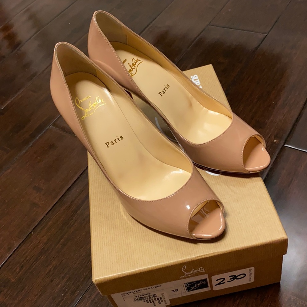 Christian Louboutin YouYou App 85 Nude Patent Leather Pumps